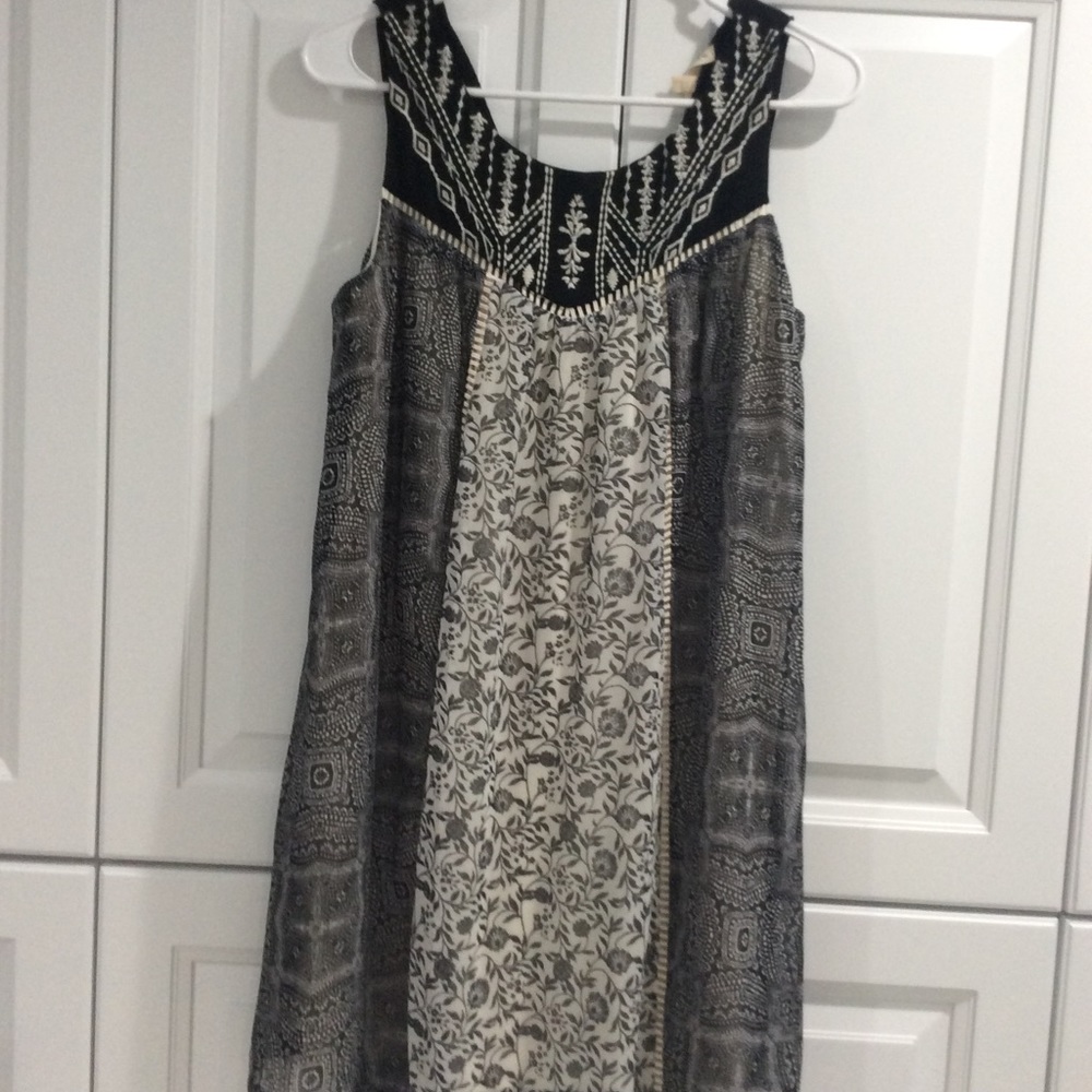 Beautiful dress hardly worn